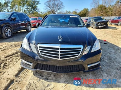 Piąte zdjęcie samochodu w środku: 2012 MERCEDES-BENZ E 350 VIN:WDDHF5KB8CA529861 - miniatura