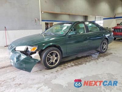 1999 TOYOTA CAMRY CE 4T1BG22K5XU413321 - główne zdjęcie licytacji z USA - miniatura