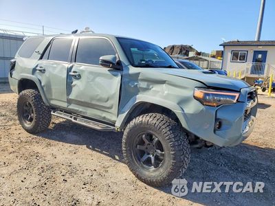 Czwarte zdjęcie samochodu z boku: 2022 TOYOTA 4RUNNER SR5/SR5 PREMIUM VIN:JTEPU5JR4N6069125 - miniatura