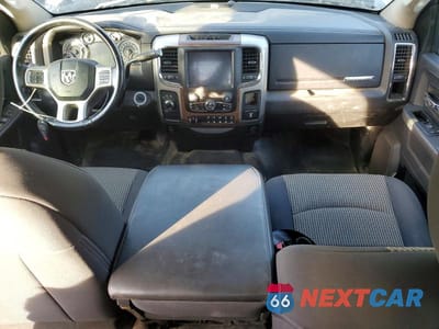 Zdjęcie 8 z 12 samochodu: 2018 RAM 3500 LARAMIE VIN:3C63RRJL8JG373811 - miniatura