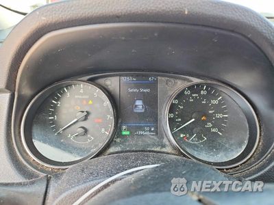 Zdjęcie 9 z 12 samochodu: 2018 NISSAN ROGUE S VIN:KNMAT2MT4JP573925 - miniatura