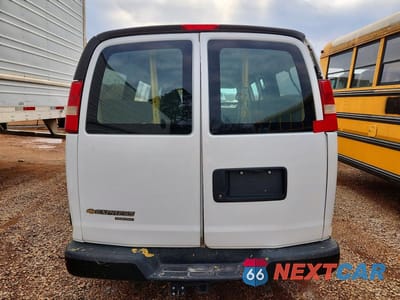 Zdjęcie 6 z 13 samochodu: 2014 CHEVROLET EXPRESS G2500 VIN:1GCWGFBA4E1130573 - miniatura