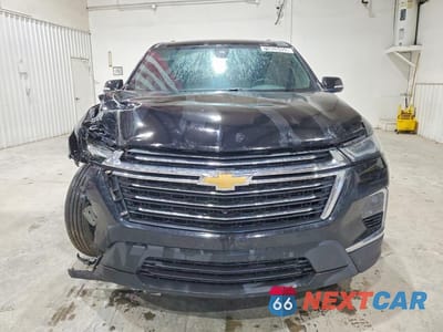 Piąte zdjęcie samochodu w środku: 2023 CHEVROLET TRAVERSE LT VIN:1GNERGKW3PJ150962 - miniatura