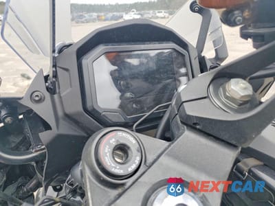 Zdjęcie 7 z 9 samochodu: 2025 KAWASAKI ZX1100 H VIN:JKAZXBH16SA001348 - miniatura