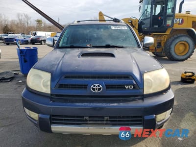 Piąte zdjęcie samochodu w środku: 2004 TOYOTA 4RUNNER SR5 VIN:JTEBT14R848016674 - miniatura