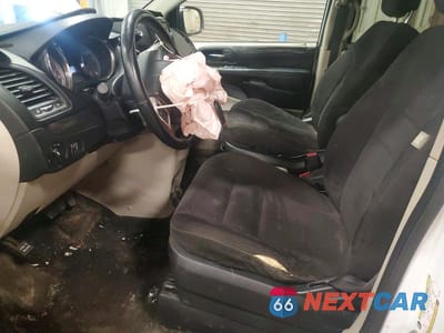 Zdjęcie 7 z 13 samochodu: 2015 DODGE GRAND CARAVAN SE VIN:2C4RDGBGXFR517349 - miniatura