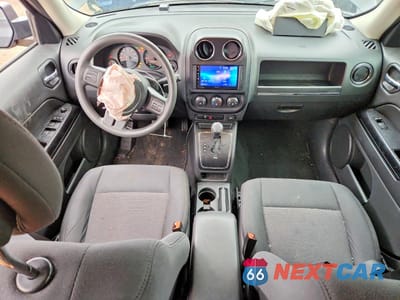 Zdjęcie 8 z 13 samochodu: 2012 JEEP PATRIOT SPORT VIN:1C4NJRBB4CD608686 - miniatura