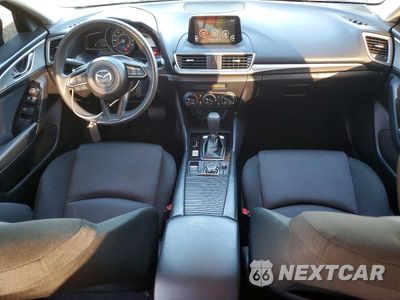 Zdjęcie 8 z 11 samochodu: 2018 MAZDA 3 SPORT VIN:3MZBN1U77JM176210 - miniatura