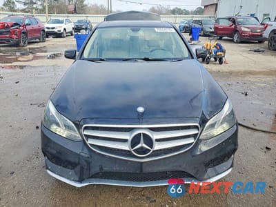 Piąte zdjęcie samochodu w środku: 2015 MERCEDES-BENZ E 350 VIN:WDDHF5KB2FB088940 - miniatura