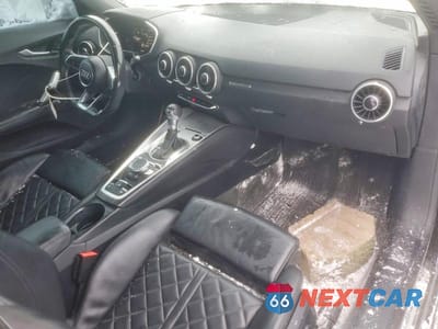 Zdjęcie 8 z 12 samochodu: 2016 AUDI TT VIN:TRUT5CFVXG1001119 - miniatura