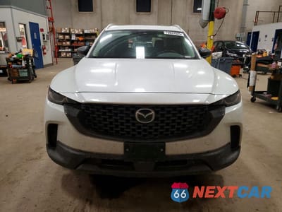 Piąte zdjęcie samochodu w środku: 2023 MAZDA CX-50 PREFERRED PLUS VIN:7MMVABCM3PN121941 - miniatura