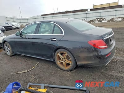 Drugie zdjęcie samochodu z przodu: 2017 MERCEDES-BENZ E 300 4MATIC VIN:WDDZF4KB2HA026106 - miniatura