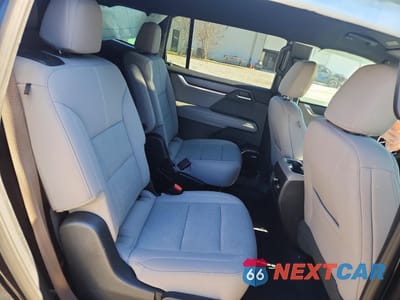 Zdjęcie 11 z 15 samochodu: 2026 GMC ACADIA ELEVATION VIN:1GKENKKS5TJ185408 - miniatura