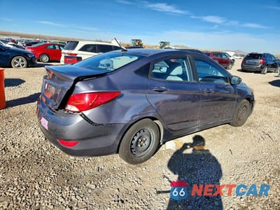 Trzecie zdjęcie samochodu z tyłu: 2016 HYUNDAI ACCENT SE VIN:KMHCT4AE4GU161309 - miniatura