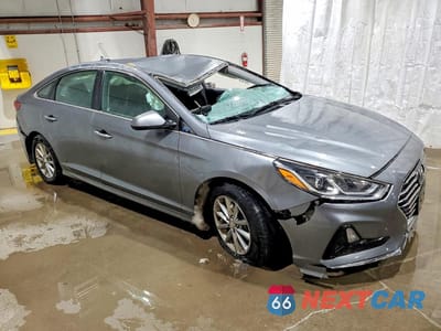 Czwarte zdjęcie samochodu z boku: 2019 HYUNDAI SONATA SE VIN:5NPE24AF5KH757850 - miniatura