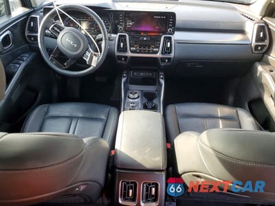 Zdjęcie 8 z 13 samochodu: 2023 KIA SORENTO HYBRID EX VIN:KNDRHDLG0P5213379 - miniatura