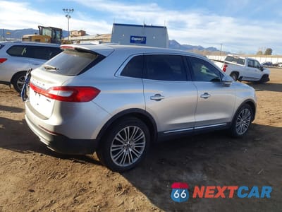 Trzecie zdjęcie samochodu z tyłu: 2018 LINCOLN MKX RESERVE VIN:2LMPJ8LR5JBL41284 - miniatura