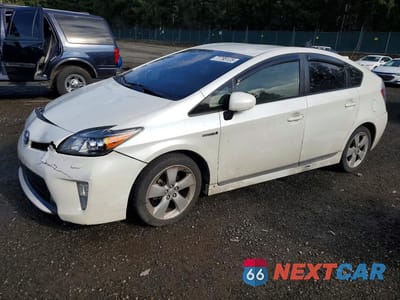 2015 TOYOTA PRIUS FIVE JTDKN3DU9F0406621 - główne zdjęcie licytacji z USA - miniatura