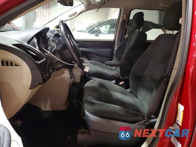 Zdjęcie 7 z 13 samochodu: 2015 DODGE GRAND CARAVAN SE VIN:2C4RDGBG5FR737904 - miniatura
