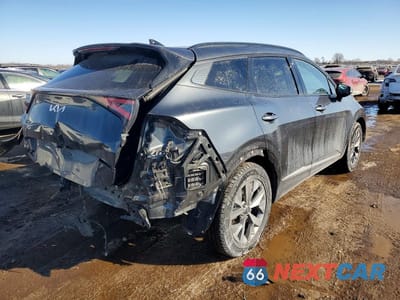 Trzecie zdjęcie samochodu z tyłu: 2023 KIA SPORTAGE SX VIN:5XYK43AF6PG138017 - miniatura