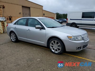 Czwarte zdjęcie samochodu z boku: 2009 LINCOLN MKZ VIN:3LNHM26T19R630025 - miniatura