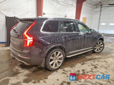 Trzecie zdjęcie samochodu z tyłu: 2018 VOLVO XC90 T6 VIN:YV4A22PL9J1337253 - miniatura