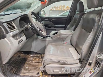 Zdjęcie 13 z 26 samochodu: 2015 TOYOTA HIGHLANDER LIMITED VIN:5TDDKRFH4FS141365 - miniatura