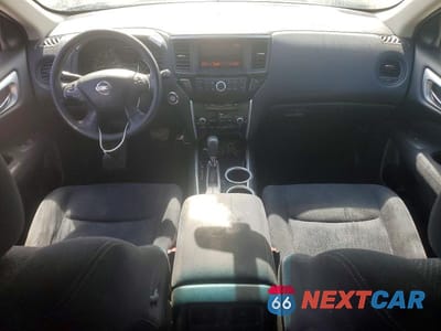 Zdjęcie 8 z 13 samochodu: 2013 NISSAN PATHFINDER S VIN:5N1AR2MN2DC601356 - miniatura