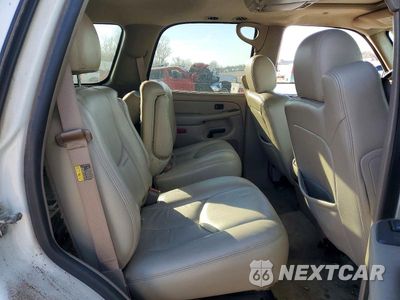 Zdjęcie 11 z 13 samochodu: 2005 GMC YUKON VIN:1GKEK13T75J116622 - miniatura