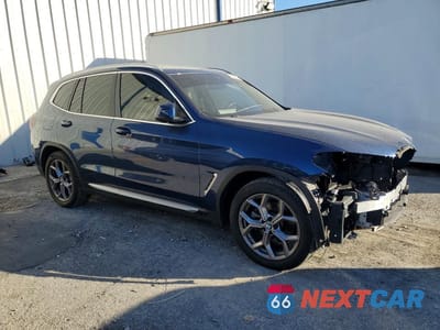 Czwarte zdjęcie samochodu z boku: 2022 BMW X3 SDRIVE30I VIN:5UX43DP05N9J69213 - miniatura