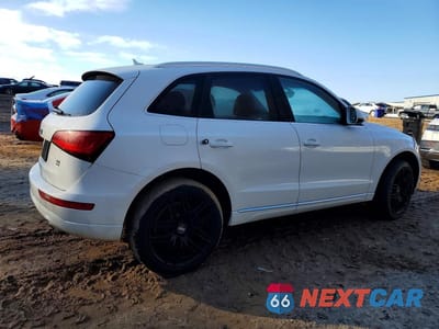 Trzecie zdjęcie samochodu z tyłu: 2014 AUDI Q5 TDI PREMIUM PLUS VIN:WA1CMBFP2EA072668 - miniatura