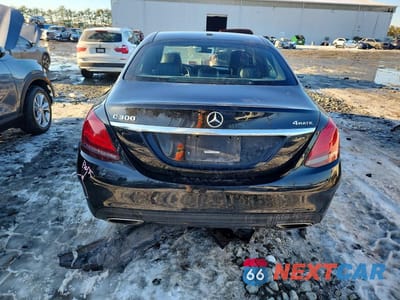 Zdjęcie 6 z 11 samochodu: 2019 MERCEDES-BENZ C 300 4MATIC VIN:55SWF8EB2KU293128 - miniatura