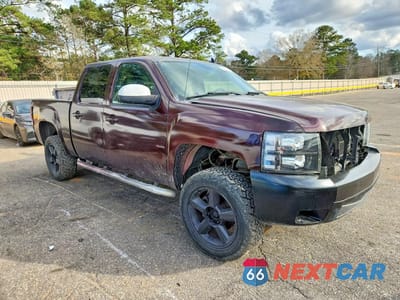 Czwarte zdjęcie samochodu z boku: 2024 GMC SIERRA K1500 SLE VIN:3GTP2VE32BG202930 - miniatura