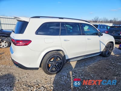 Trzecie zdjęcie samochodu z tyłu: 2025 MERCEDES-BENZ GLS 450 4MATIC VIN:4JGFF5KE4SB301033 - miniatura
