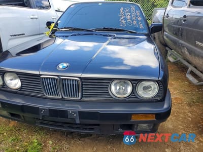 Piąte zdjęcie samochodu w środku: 1989 BMW 325 I VIN:WBAAD21060AF63647 - miniatura