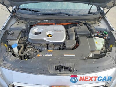 Zdjęcie 11 z 12 samochodu: 2016 HYUNDAI SONATA HYBRID LIMITED VIN:KMHE34L17GA029309 - miniatura