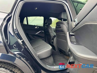 Zdjęcie 6 z 10 samochodu: 2020 BMW X6 M50I VIN:5UXCY8C08L9B21442 - miniatura