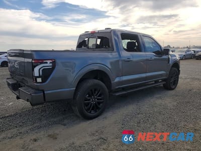 Trzecie zdjęcie samochodu z tyłu: 2025 FORD F150 LARIAT VIN:1FTFW5LD9SFA25872 - miniatura
