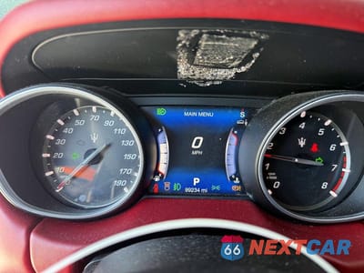 Zdjęcie 9 z 13 samochodu: 2017 MASERATI LEVANTE VIN:ZN661XUA3HX257870 - miniatura