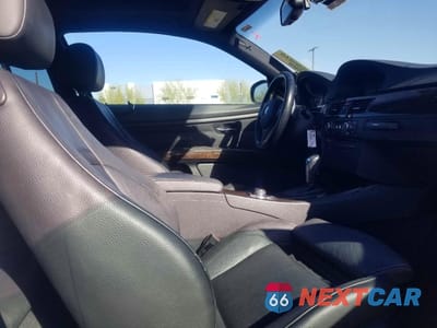 Piąte zdjęcie samochodu w środku: 2011 BMW 328 I SULEV VIN:WBAKE5C55BE573798 - miniatura