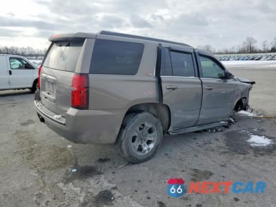 Trzecie zdjęcie samochodu z tyłu: 2017 CHEVROLET TAHOE K1500 LT VIN:1GNSKBKCXHR140500 - miniatura