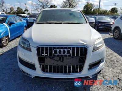 Piąte zdjęcie samochodu w środku: 2015 AUDI Q7 PREMIUM PLUS VIN:WA1LGAFE5FD001013 - miniatura