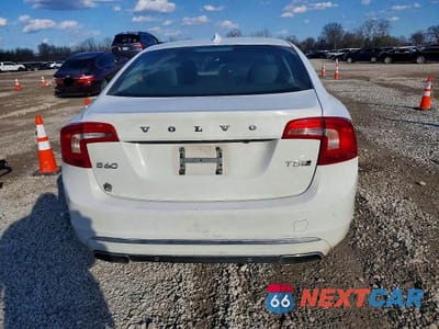 Zdjęcie 6 z 12 samochodu: 2016 VOLVO S60 PREMIER VIN:LYV612TK8GB107519 - miniatura