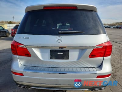 Zdjęcie 6 z 13 samochodu: 2016 MERCEDES-BENZ GL 450 4MATIC VIN:4JGDF6EE7GA668210 - miniatura