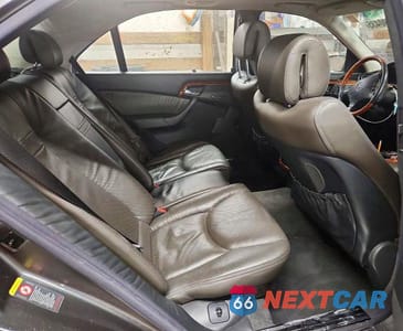 Zdjęcie 10 z 11 samochodu: 2003 MERCEDES-BENZ S 500 4MATIC VIN:WDBNG84J03A353547 - miniatura