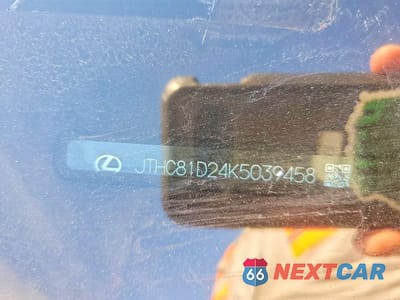 Zdjęcie 10 z 11 samochodu: 2019 LEXUS IS 300 VIN:JTHC81D24K5039458 - miniatura