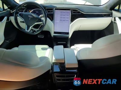 Zdjęcie 8 z 12 samochodu: 2017 TESLA MODEL S VIN:5YJSA1E13HF221425 - miniatura