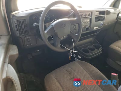 Zdjęcie 8 z 14 samochodu: 2005 CHEVROLET EXPRESS G1500 VIN:1GCFG15X151188675 - miniatura