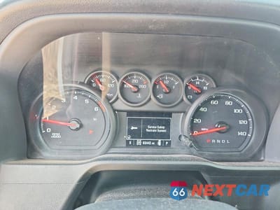 Zdjęcie 9 z 12 samochodu: 2023 CHEVROLET SILVERADO K2500 HEAVY DUTY VIN:1GC5YLE72PF233844 - miniatura