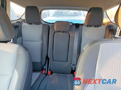 Zdjęcie 10 z 12 samochodu: 2018 FORD ESCAPE SE VIN:1FMCU9GD7JUB34251 - miniatura